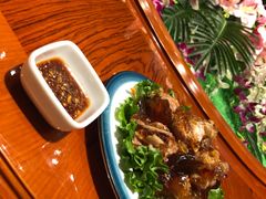自制猪蹄冻-小船渔村•大连菜•大连焖鱼(黄河路店)