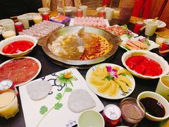 -大龙辣火锅·龙虾·烧烤(湖滨新天地店)