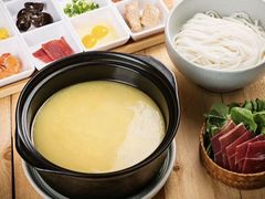 -云海肴·汽锅鸡·云南代表菜(浦江欢乐颂店)