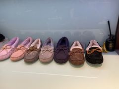 -UGG(燕莎奥特莱斯购物中心店)