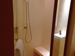 -杭州逸酒店(西湖武林店)