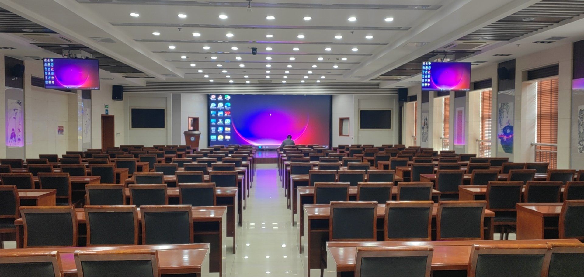 会议室,舞台安装led大屏幕已经成为趋势