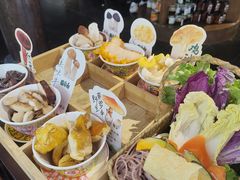 -菌自由丨野生菌火锅特色庭院餐厅(丽江古城店)