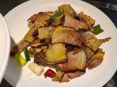 -老唐三下锅 ·张家界地标美食(溪布街店)