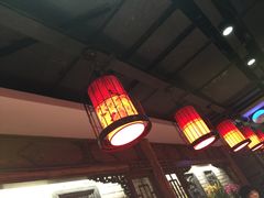 -张氏宽窄巷成都名小吃(茂业百货华强北店)