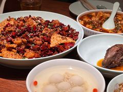 -双流老妈兔头(荟聚店)