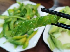 -壹阁胡羊焖饼(特色小吃街店)