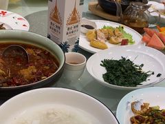 -沪华海鲜大酒楼(南汇店)