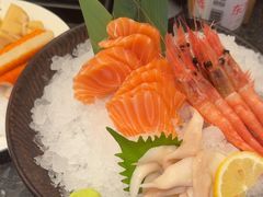 -牛YO寿喜烧·铁板烧和牛火锅自助(市府恒隆店)