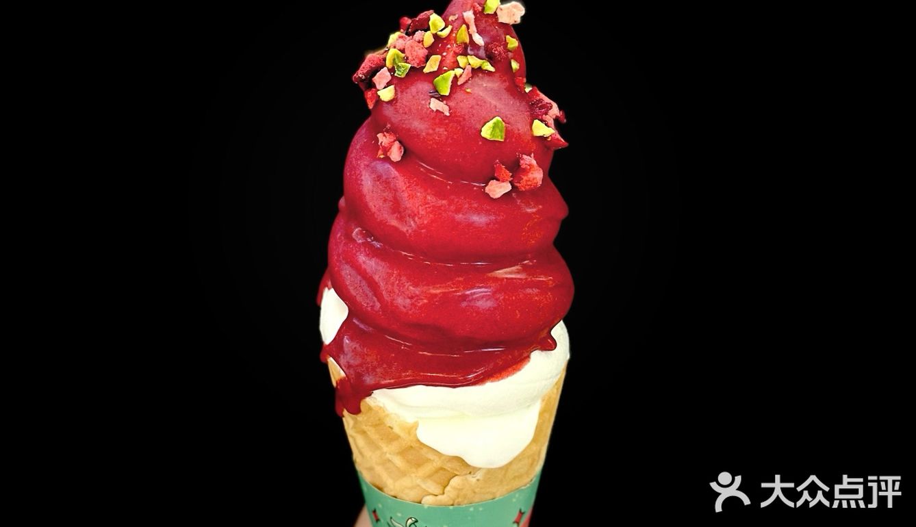 成都太古里！圣诞季新品小甜甜🍦🍓🎄✧*｡🧣♡