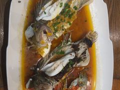 -黄泥岗·地道湖北菜(奥特莱斯店)