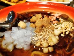 -爆炸头阿姨小四川正宗川味小吃(无任何分店)