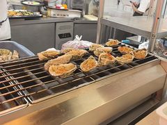 -四囍码头海鲜烧烤自助火锅(外滩南京东路悦荟广场店)