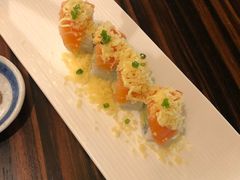 三文鱼脆脆卷-山葵家·创意料理(万象汇店)