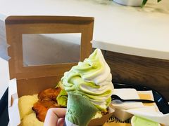 抹茶冰淇淋甜筒-肯德基(京广桥店)