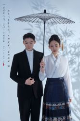 -雨墨婚纱摄影工作室