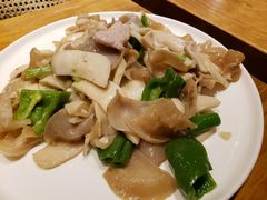 -十三式重庆江湖菜(金茂览秀城店)