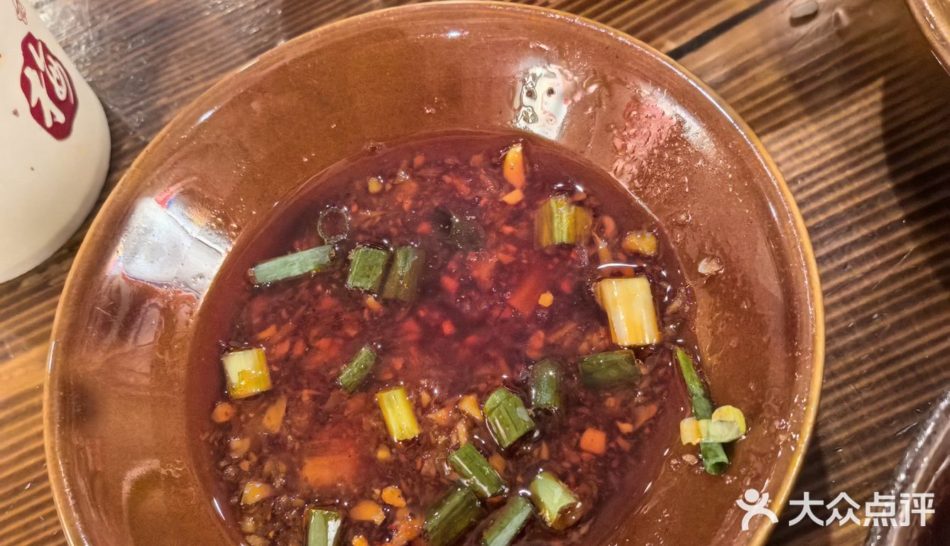 蘸料超级好吃，感觉粘塑料都好吃