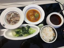 -星摇篮月子中心(市妇幼店)