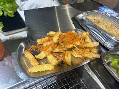 -马路牙子烧烤音乐酒馆(望京店)