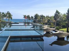 -亚龙湾喜来登·美景台大堂吧