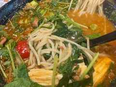 -肥汁米蘭香港米线(定西路店)