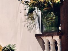 -Cuc Gach Quan Restaurant