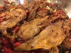 爆辣干锅鸭头-安诚居干锅鸭头(八角店)