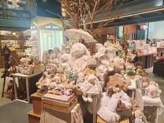 -半山书局(新世纪商城店)
