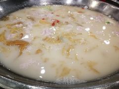 -老来福·非遗酸汤兔(凯旋路店)