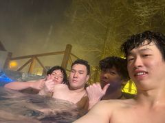 -长白山聚龙火山温泉