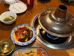 -岳记兴隆·青城腊排铜火锅(融创店)