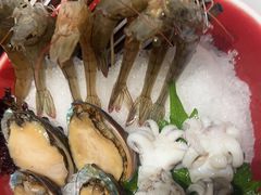 -红鼎豆捞·非遗鲍皇汤火锅(宝丰路店)