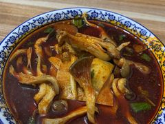 -老字号杨坡红油米线腊汁肉夹馍(东四道巷店)