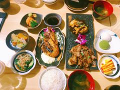 -本格丼·炭火烤肉饭(大悦路成都大悦城店)