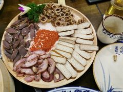 -黄桷树曹家私房菜(江与城店)