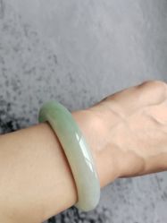 -北京七彩云南翡翠珠宝旗舰店(月坛店)