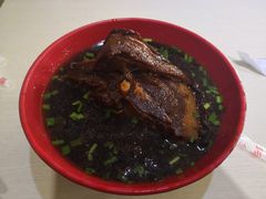 -小龙大肉面馆