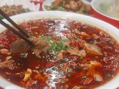 -洪霞餐馆·川菜·鲜货现炒(两江春城店)