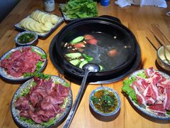 -大众跷脚牛肉馆·非遗传承单位(峨眉山店)