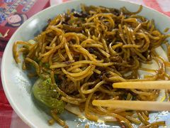 -刘姐啤酒鱼民族演艺餐厅(西街总店)