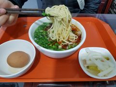 -牛一嘴·兰州牛肉面·大盘鸡(财富中心店)