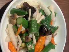 -前海沿·青岛菜(李沧万达店)