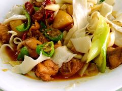大盘鸡-巴扎美食·新疆菜·西域歌舞表演餐厅(新疆大厦店)