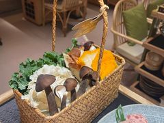 -山缓缓火锅(上海港汇恒隆店)