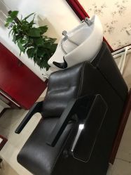 -Hello Lady发型设计