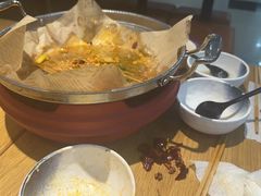 -红渡小香·牛肉麻辣香锅(车站南路店)