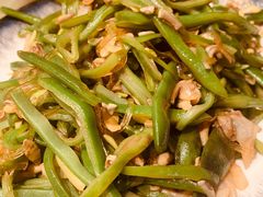 豆角炒蚬子肉-渔家颂歌渔家味道(青石路店)