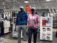 -王府井奥莱临潼小镇(临潼店)