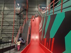 -极限PLAY运动娱乐新世界·团建派对潮玩休闲馆·室内蹦极高空游乐园
